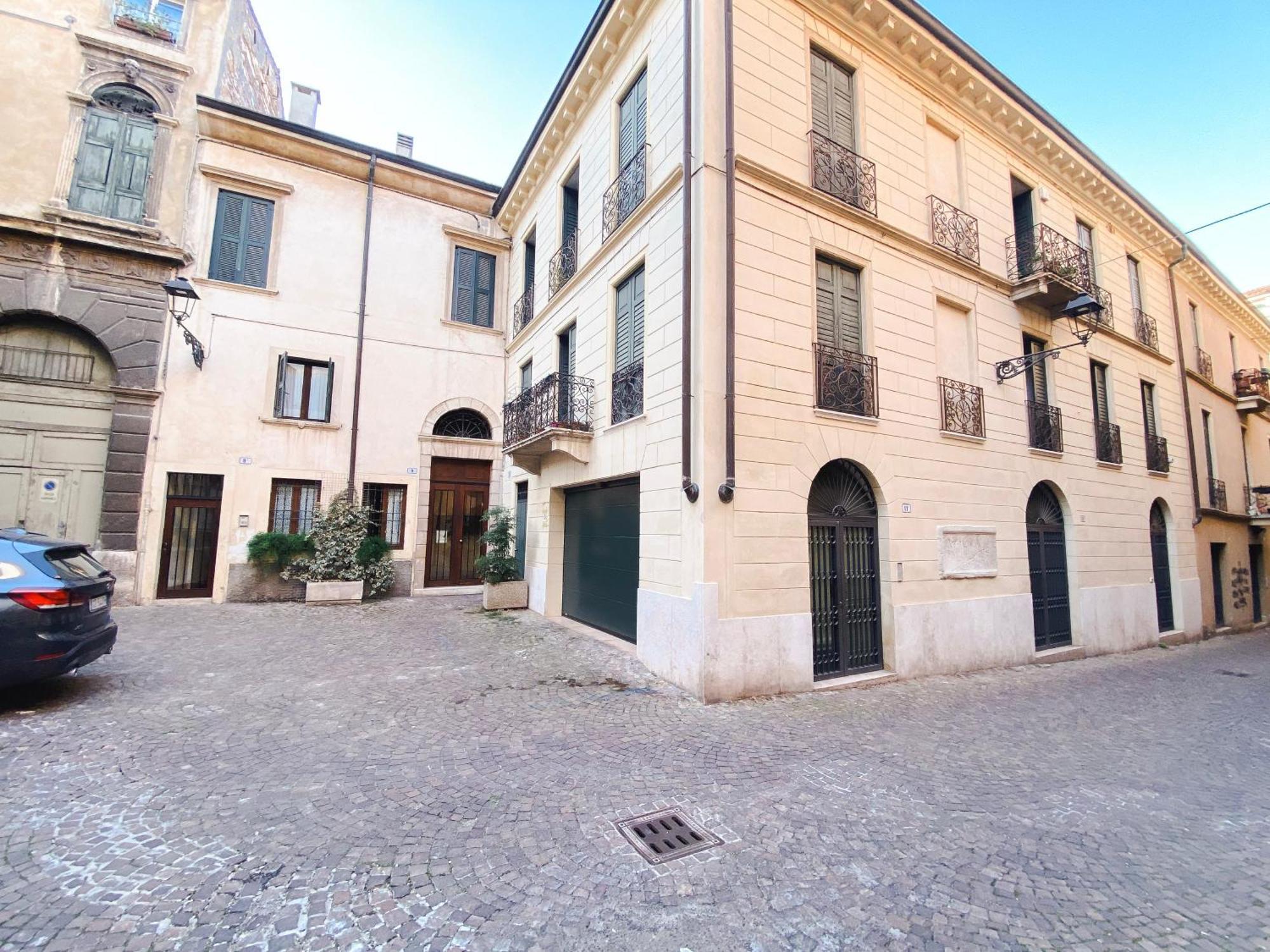 Santacecilia Apartment ヴェローナ エクステリア 写真